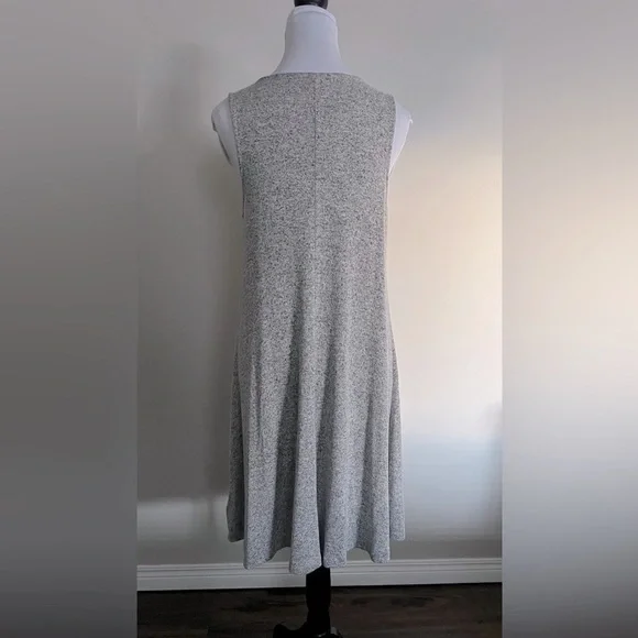 Old Navy Midi Knit Tank Dress - Picture 3 of 4